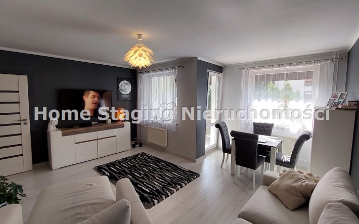 salon z balkonem